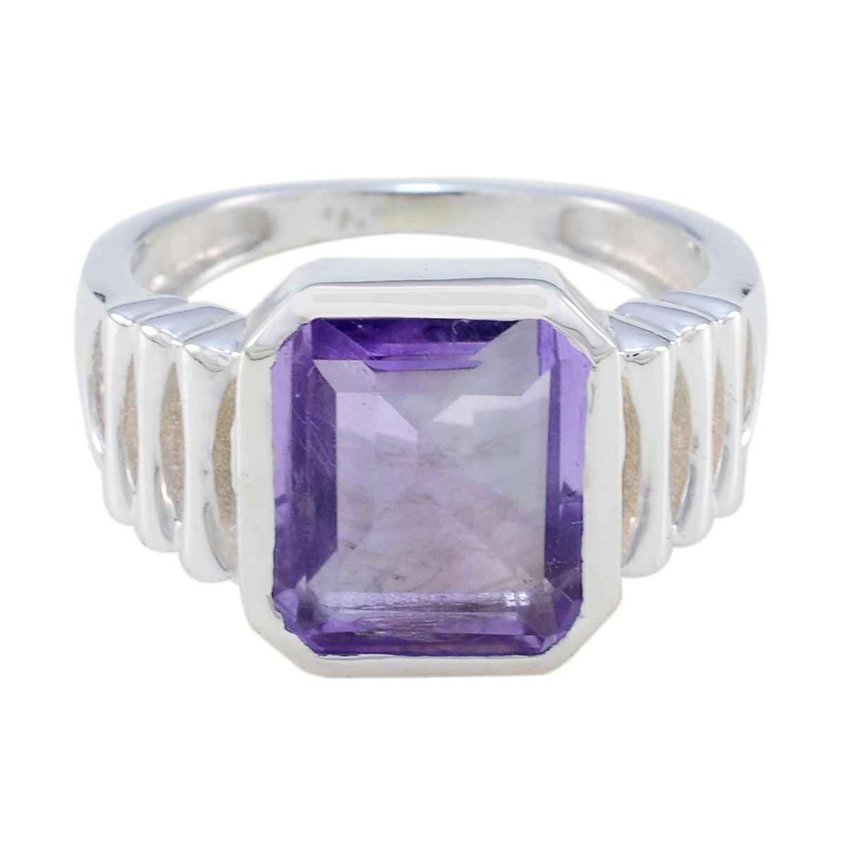 Florencia Purple Solitaire Gemstone Ring in Silver Amethyst Purple
