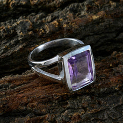 Mariana Modern Purple Solitaire Ring