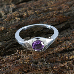 Teresa Feminine Purple Solitaire Ring