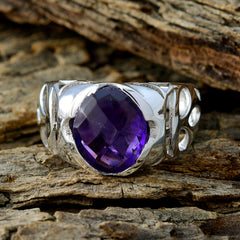 Yasmin Trendy Purple Solitaire Ring