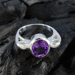 Antonia Graceful Purple Solitaire Ring