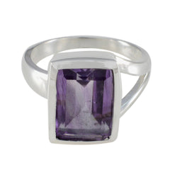 Mariana Modern Purple Solitaire Ring Amethyst Purple