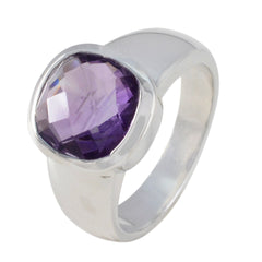 Ivana Purple Solitaire Ring with Amethyst Gemstone