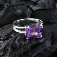 Maria Purple Solitaire Ring with Elegant Amethyst Stone
