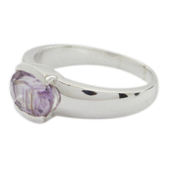 Bianca Graceful Purple Solitaire Ring