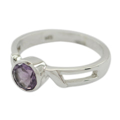 Seo-yeon Contemporary Purple Solitaire Ring