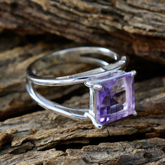 Alice Purple Solitaire Ring in Sterling Silver