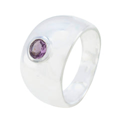 Nisa Glamorous Purple Solitaire Ring