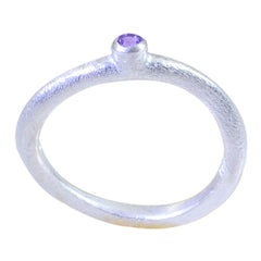 Yan Fairytale Purple Solitaire Ring