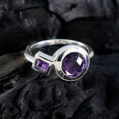 Putri silver ring featuring a purple toi et moi ring design with two amethyst gemstones