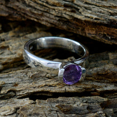 Genesis Glamorous Purple Solitaire Ring