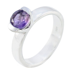 Genesis Glamorous Purple Solitaire Ring