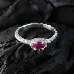 Jiwoo Contemporary Red Solitaire Ring