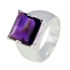 Camilla Retro Purple Solitaire Ring