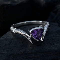 Paula retro purple solitaire ring with textured silver band and triangular purple gemstone