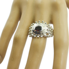 Leah Retro Solitaire Ring with Garnet Gemstone