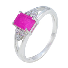 Mei Romantic Red Halo Ring with Sparkling Gemstones