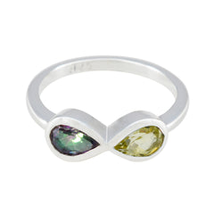 Li Lee Toi et Moi gemstone ring with two pear-shaped gemstones in silver setting