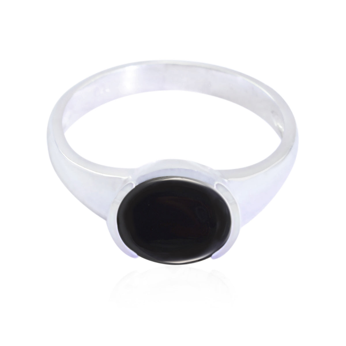 Jia Trendy Black Solitaire Ring with Sleek Silver Band Black Onyx Black