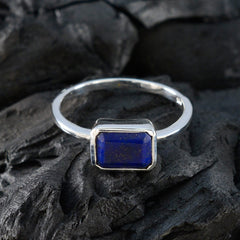 Soo-jin Trendy Blue Solitaire Ring with Lapis Stone