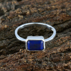 Soo-jin Trendy Blue Solitaire Ring with Lapis Stone