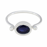 Camilla Trendy Blue Solitaire Ring in Silver Iolite Blue