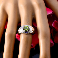 Maria Trendy Green Solitaire Ring in Sterling Silver
