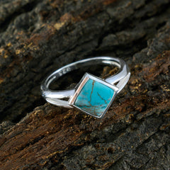 Hina Luxurious Turquoise Solitaire Ring