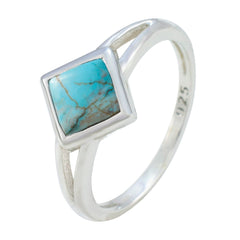 Hina Luxurious Turquoise Solitaire Ring