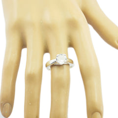 Ellie Glamorous White Solitaire Ring
