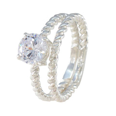 Antonia Graceful White Solitaire Ring