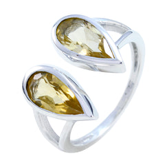 Riya silver ring featuring two pear-shaped yellow gemstones in a yellow gemstone toi et moi ring design