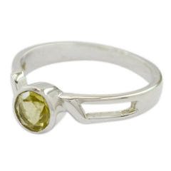 Wen Yellow Solitaire Ring with Elegant Gemstone