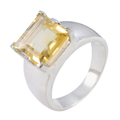 Charlotte Traditional Yellow Solitaire Ring