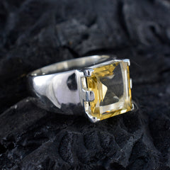 Charlotte Traditional Yellow Solitaire Ring