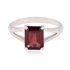 Nari Romantic Red Solitaire Ring with Elegant Gemstone Garnet Red