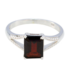 Nari Romantic Red Solitaire Ring with Elegant Gemstone