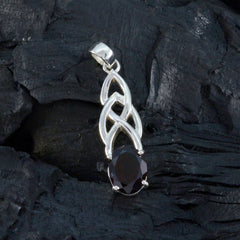 Sara Red Claddagh Dainty Pendant