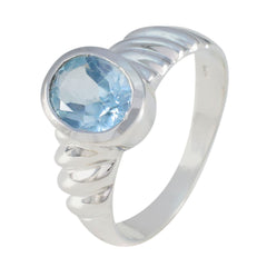 Maria Blue Solitaire Ring with Elegant Design