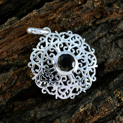 Pilar Brown Gemstone Pendant with Intricate Silver Design