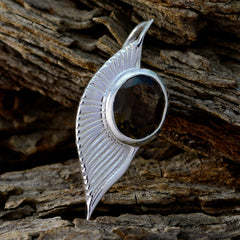 Lea Brown Gemstone Pendant in Elegant Silver Design