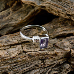 Isabelle Romantic Purple Solitaire Ring