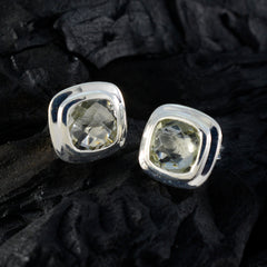 Victoria Green Solitaire Stud Earrings for Everyday Glam