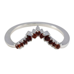Putri silver ring with red stones shaped like a red crown ring for women