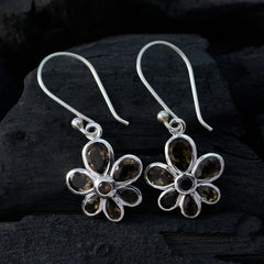 Min-seo Thin Multiple Earrings with Flower Design