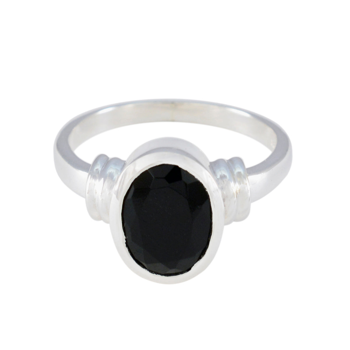 Teresa Black Solitaire Ring with Oval Gemstone Black Onyx Black