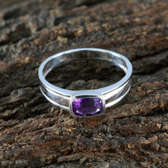 Min-seo Abstract Purple Solitaire Ring