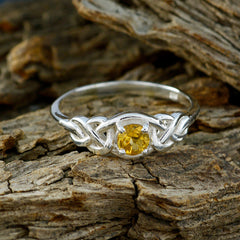 Bianca Graceful Yellow Solitaire Ring
