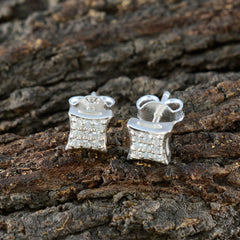 Victoria Blue Stud Earrings for Everyday Glam