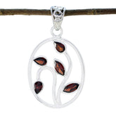 Victoria Red Pendant - Elegant Gemstone Jewelry Piece Garnet Red Red